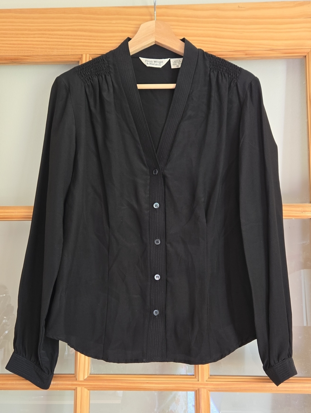 Vintage Fenn Wright Manson 100% Silk Button Up Black Blouse Size 3 Goth Office
